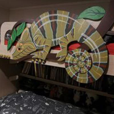 Jana - Bunk Bed Chameleon