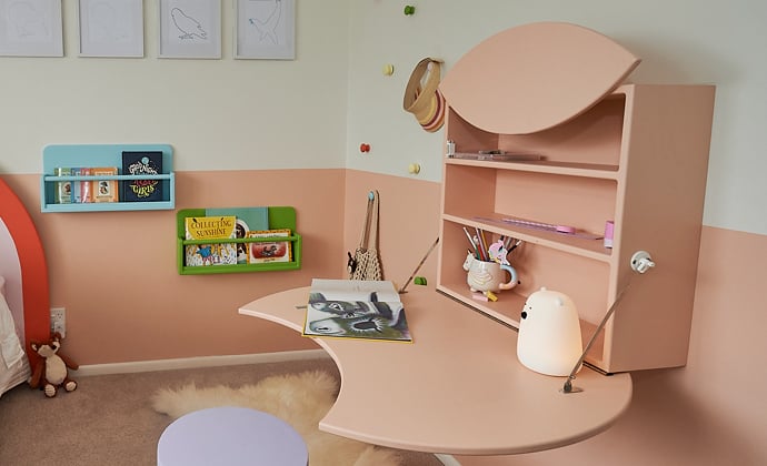 How to make a desk for a kids bedroom